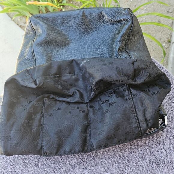 Michael kors shoulder bag - Picture 10 of 13